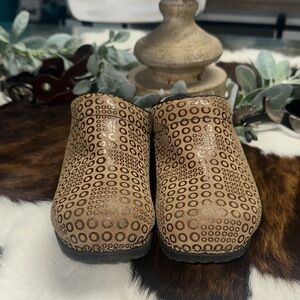 Sanita Brown Patterned Mules